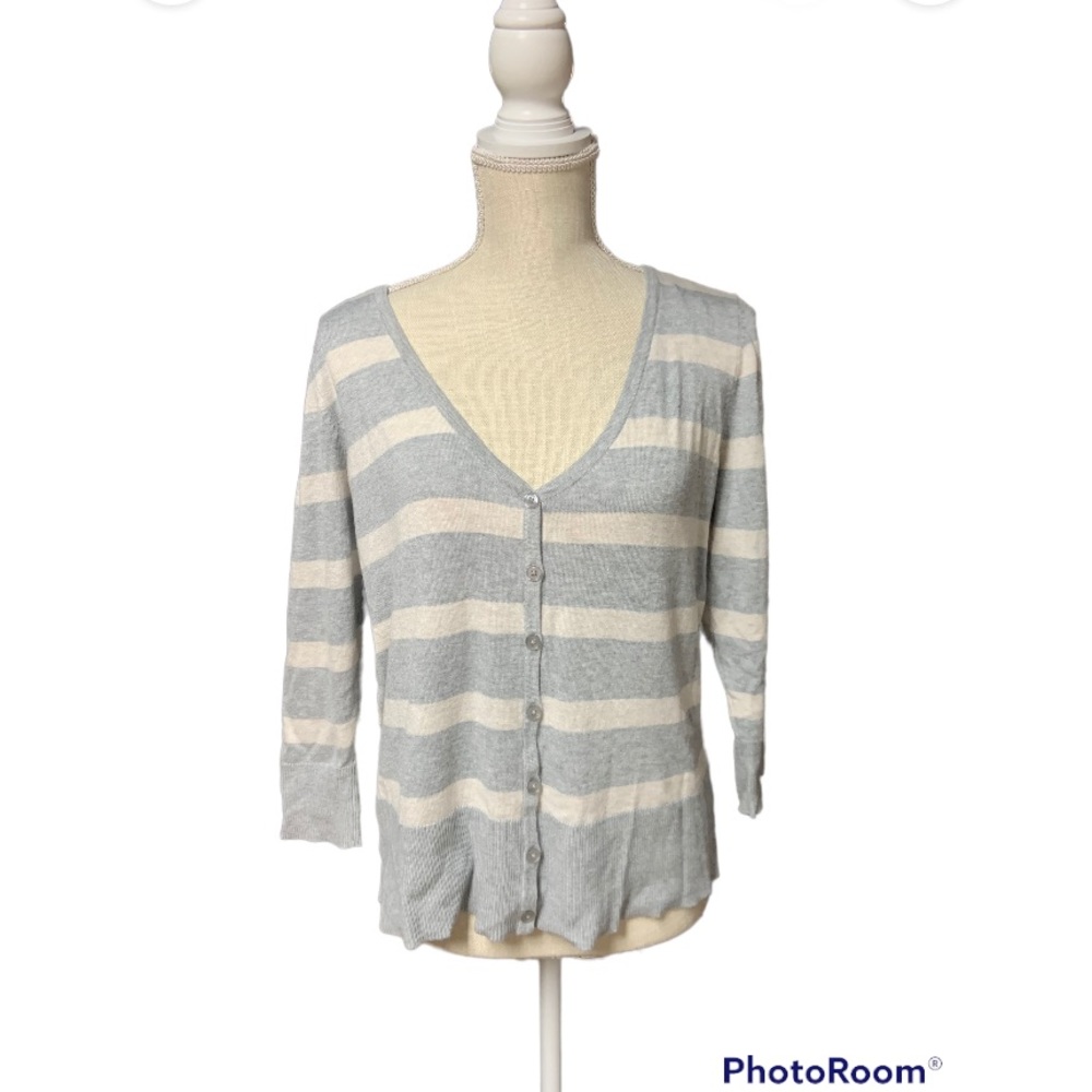 Maurices‎ sweater